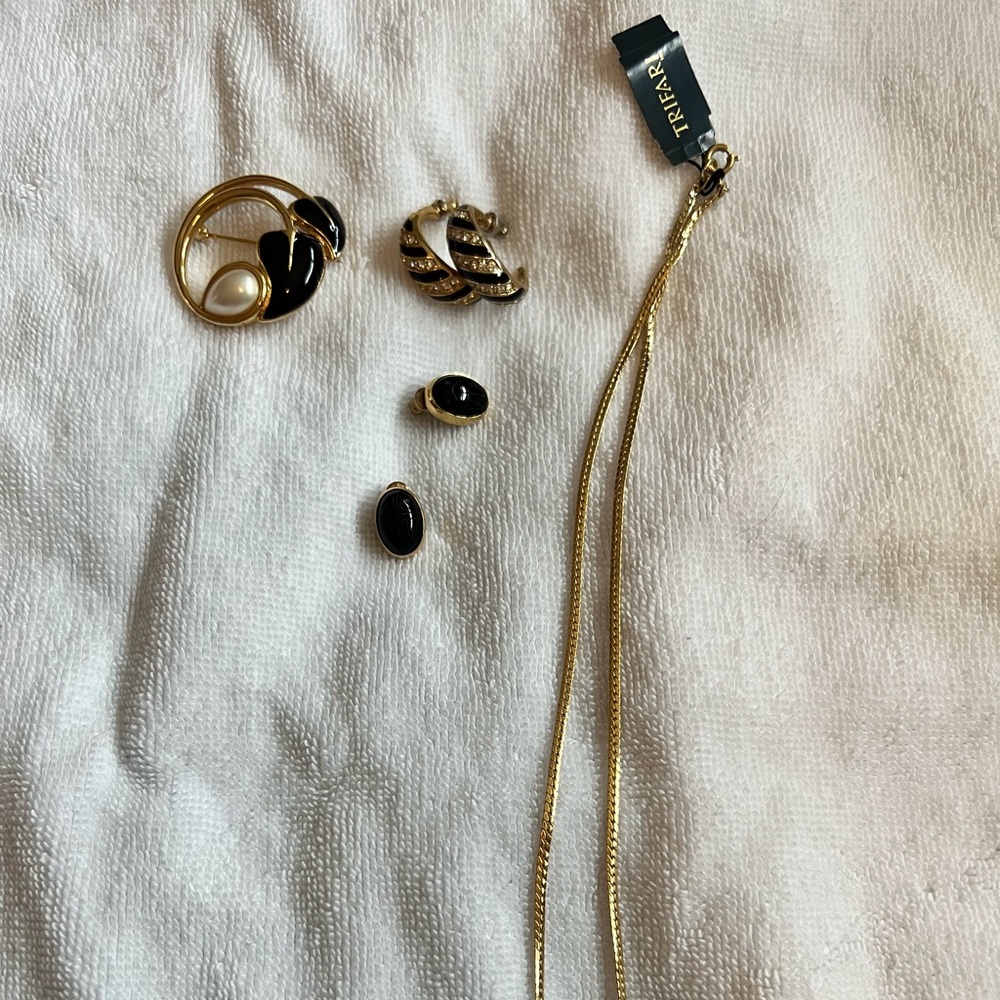 Black and gold costume jewelry by Trifari